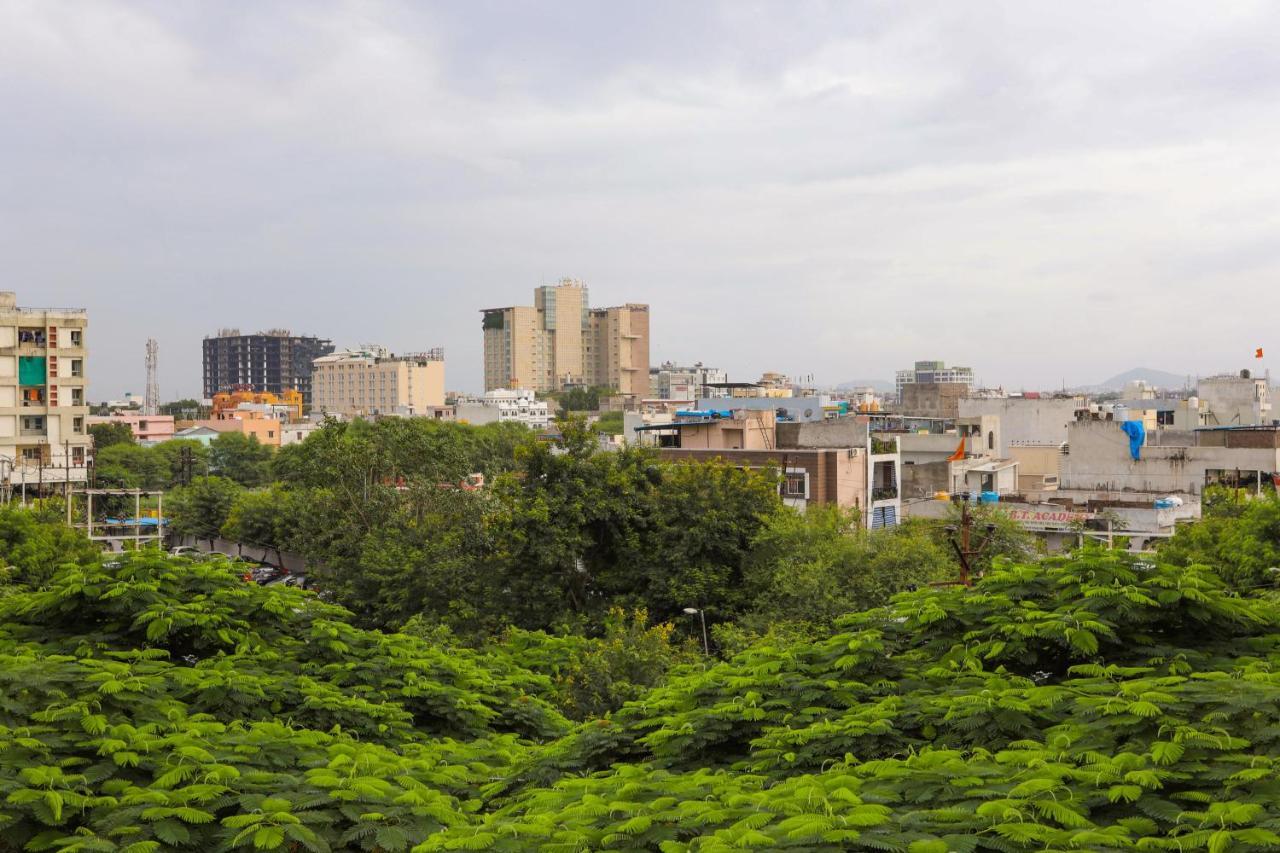 Treebo Trend Paradise, Indore Hotel Luaran gambar